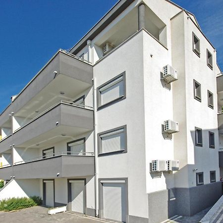 Gorgeous Apartment In Makarska With Wifi Eksteriør billede