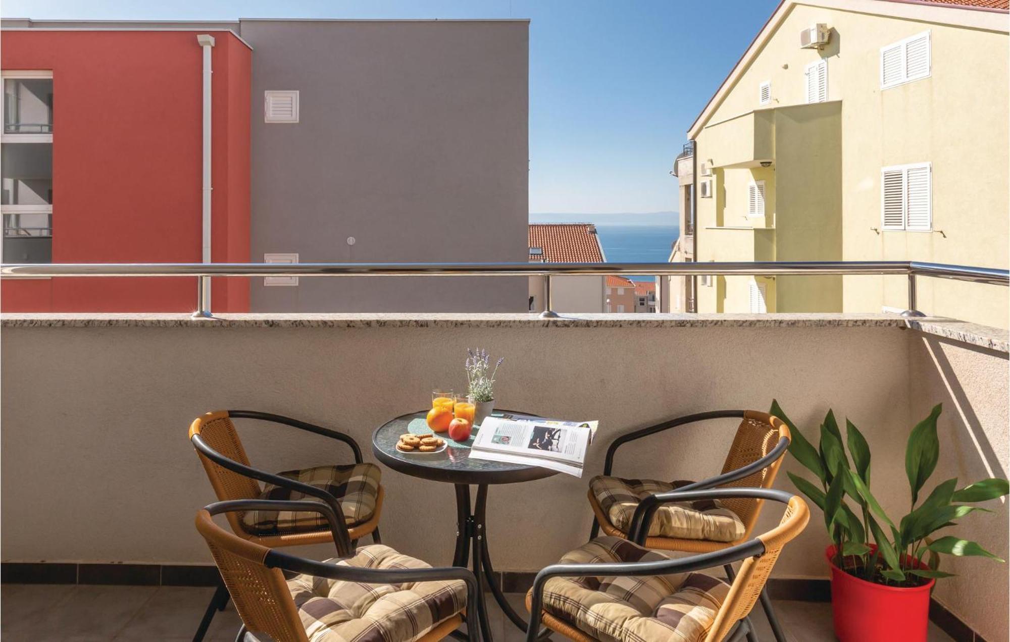 Gorgeous Apartment In Makarska With Wifi Eksteriør billede