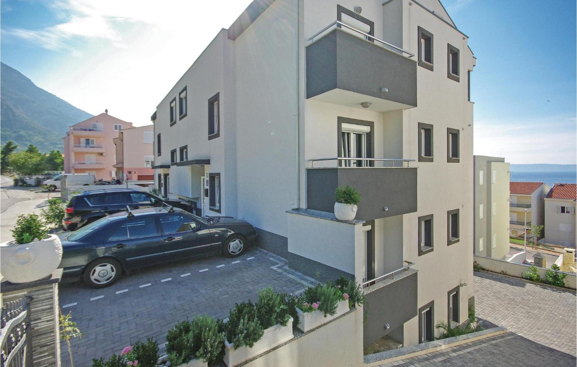Gorgeous Apartment In Makarska With Wifi Eksteriør billede